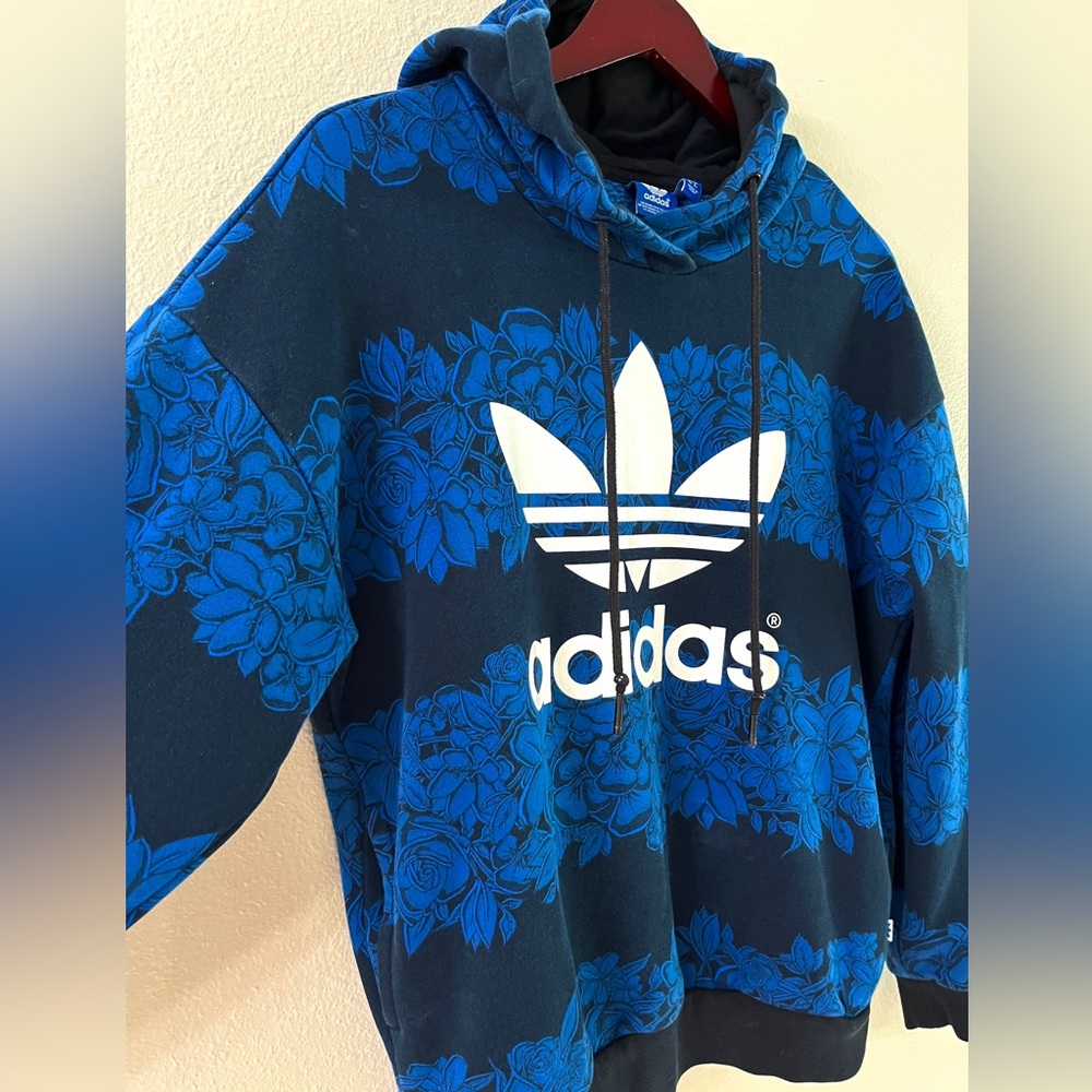 Adidas Unisex Oversized hoodie Sweatshirt ( NWT $148 )